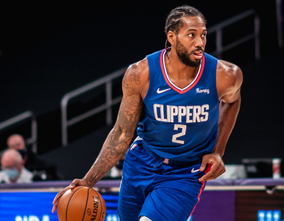 九游体育官网-关于孟菲斯灰熊训练开放日；赛后篮板制胜引欢呼；国王杯在即；球队文化再被提及的信息