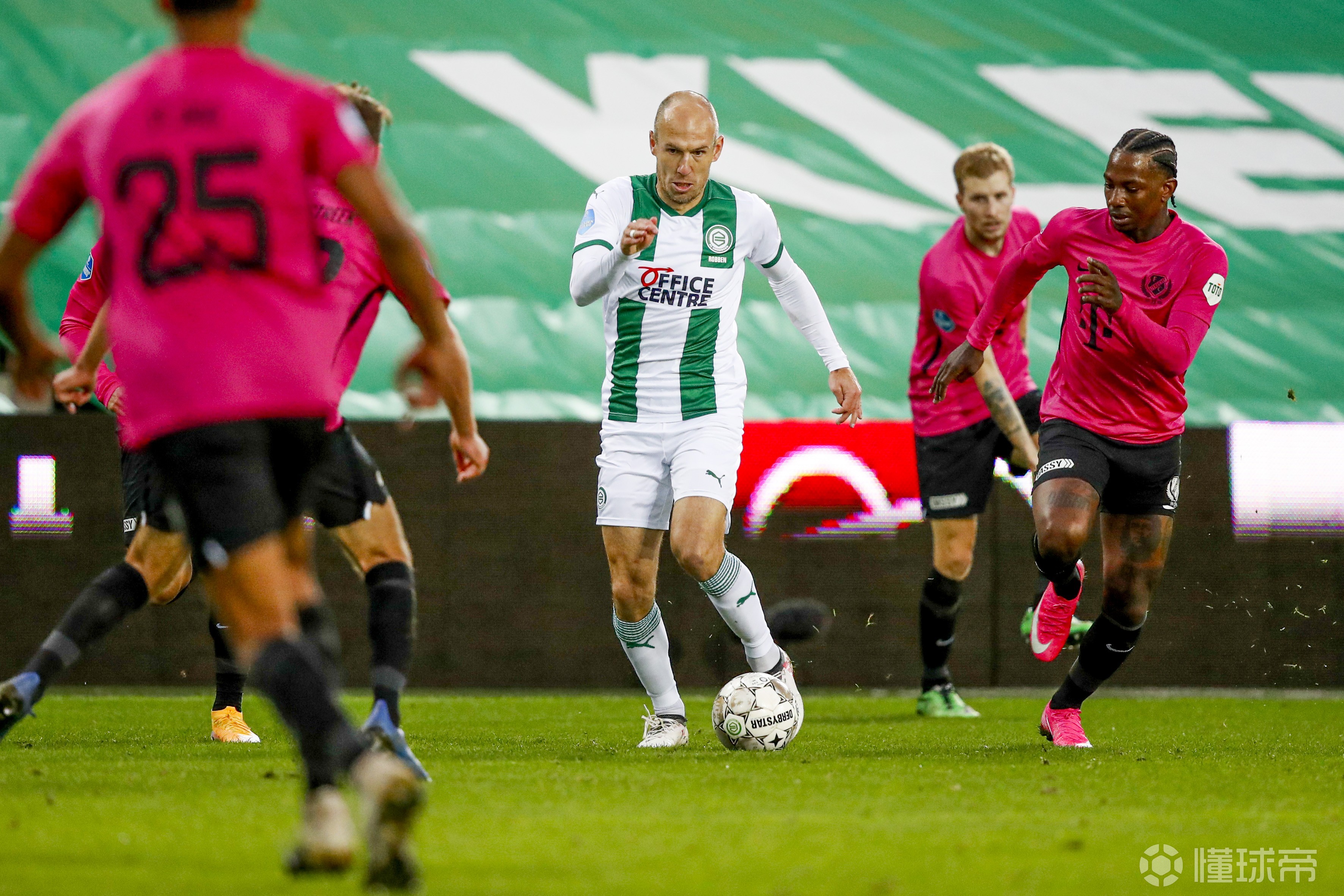 九游体育官网-关于今夜体能课后，阿贾克斯门线救险备战NBA季后赛，悬念犹存，细节决定成败的信息